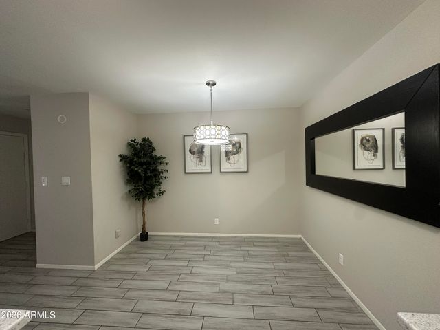 5525 E Thomas Road R8, Phoenix, AZ 85018