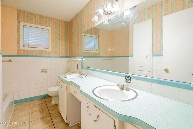 107 Sunny Lane, Lafayette, LA 70506