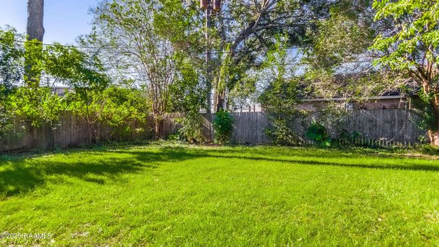 107 Sunny Lane, Lafayette, LA 70506