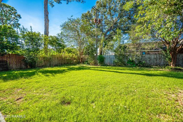 107 Sunny Lane, Lafayette, LA 70506