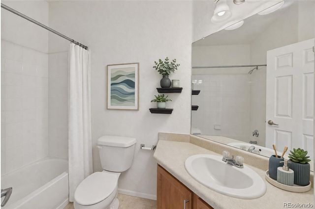 15700 E Jamison Drive 9-203, Englewood, CO 80112