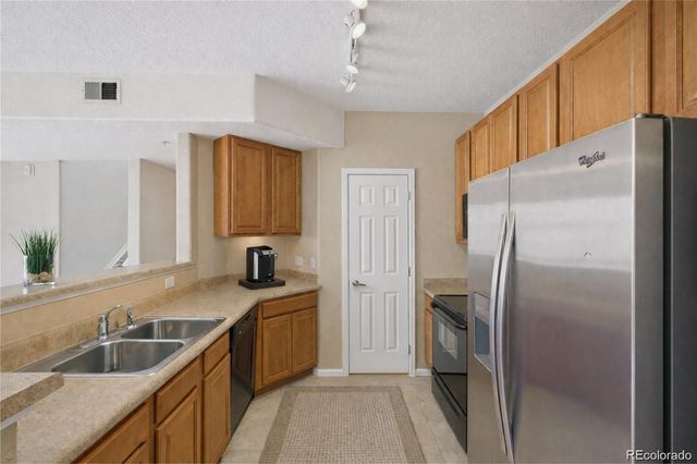 15700 E Jamison Drive 9-203, Englewood, CO 80112