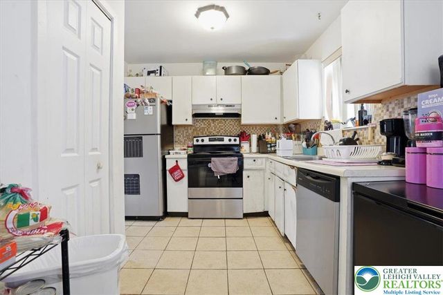 3322 Windermere Drive, Lehman Twp, PA 18324