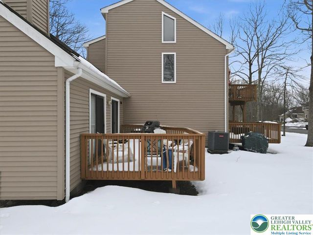 3322 Windermere Drive, Lehman Twp, PA 18324