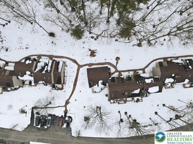 3322 Windermere Drive, Lehman Twp, PA 18324