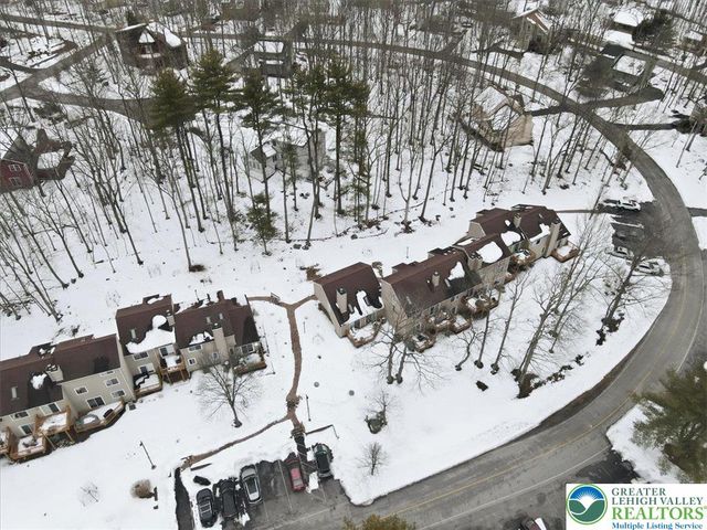 3322 Windermere Drive, Lehman Twp, PA 18324