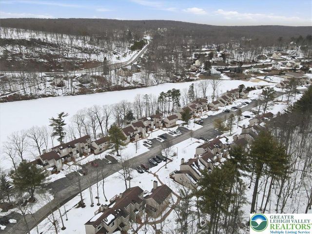 3322 Windermere Drive, Lehman Twp, PA 18324