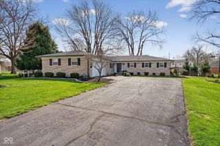 6915 Camelot Court, Indianapolis, IN 46214