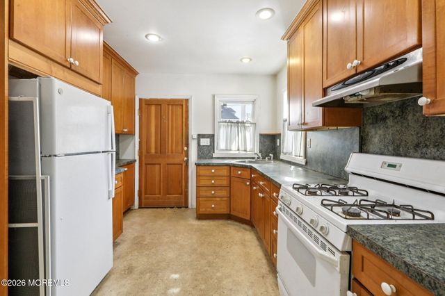 75 Prospect Street, Little Falls, NJ 07424