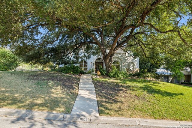 1005 Wiltshire, Terrell Hills, TX 78209