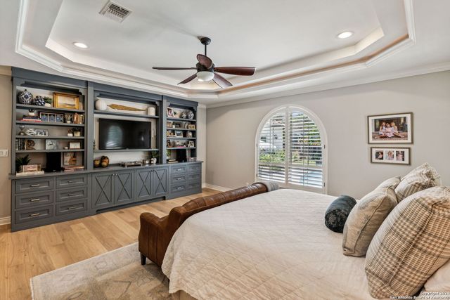 1005 Wiltshire, Terrell Hills, TX 78209