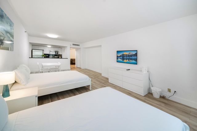 834 Ocean Drive 406, Miami Beach, FL 33139