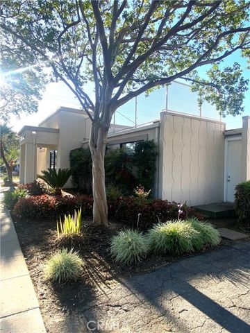 210 W College, Covina, CA 91723