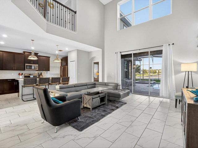 620 STICKS STREET, Davenport, FL 33896