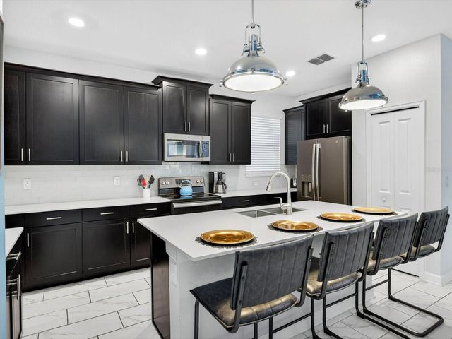 620 STICKS STREET, Davenport, FL 33896