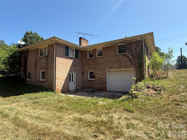 649 Curtis Bridge Road, North Wilkesboro, NC 28659