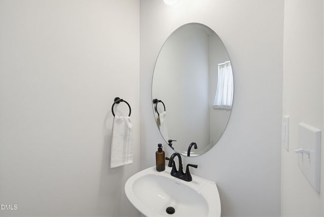 75 Commons Circle, Clayton, NC 27520