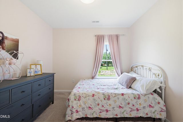 75 Commons Circle, Clayton, NC 27520