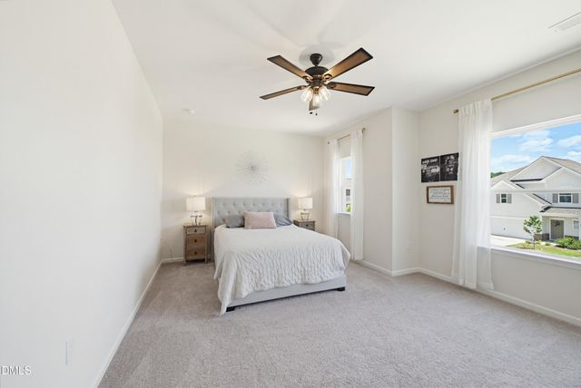 75 Commons Circle, Clayton, NC 27520