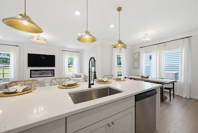 75 Commons Circle, Clayton, NC 27520