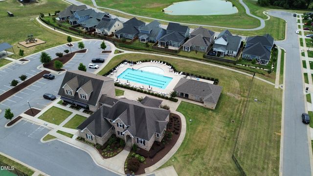 75 Commons Circle, Clayton, NC 27520