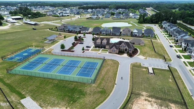 75 Commons Circle, Clayton, NC 27520