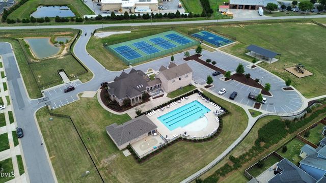 75 Commons Circle, Clayton, NC 27520