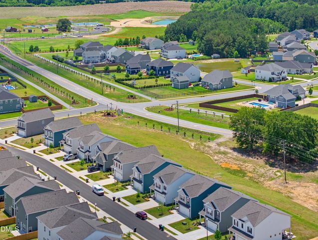 75 Commons Circle, Clayton, NC 27520