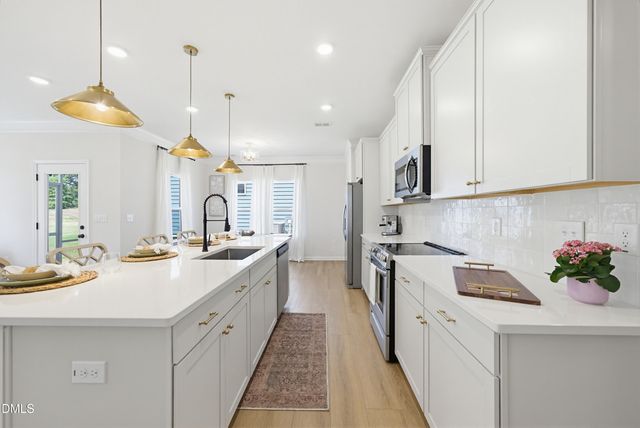 75 Commons Circle, Clayton, NC 27520