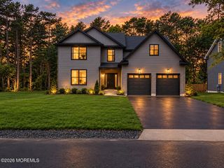 1 Railroad Avenue, Bayville, NJ 08721