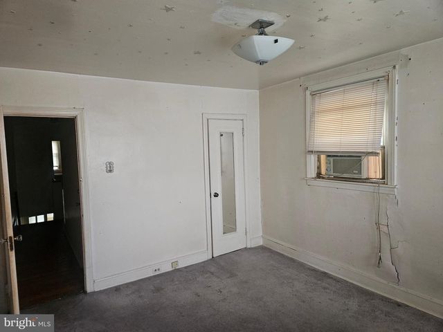 6112 N 6TH ST N, Philadelphia, PA 19120