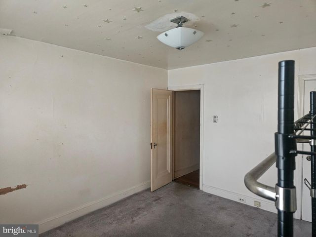 6112 N 6TH ST N, Philadelphia, PA 19120