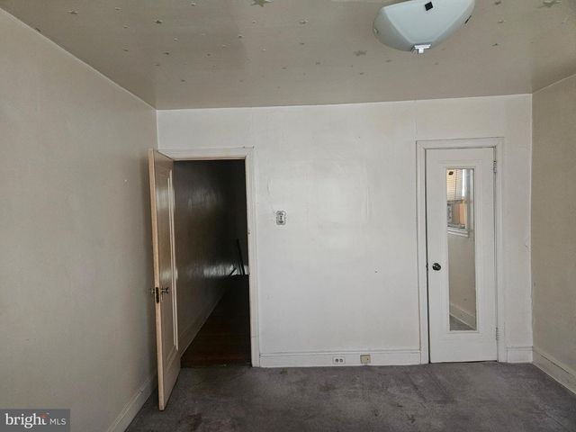 6112 N 6TH ST N, Philadelphia, PA 19120