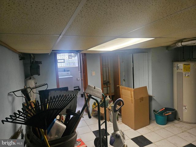 6112 N 6TH ST N, Philadelphia, PA 19120