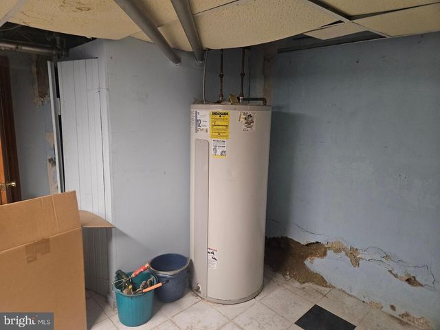 6112 N 6TH ST N, Philadelphia, PA 19120