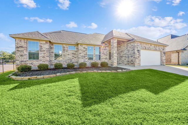 5401 Zephyr Lane, Willis, TX 77318