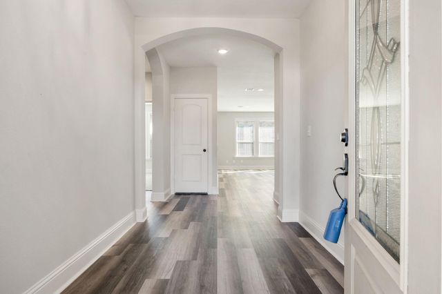 5401 Zephyr Lane, Willis, TX 77318