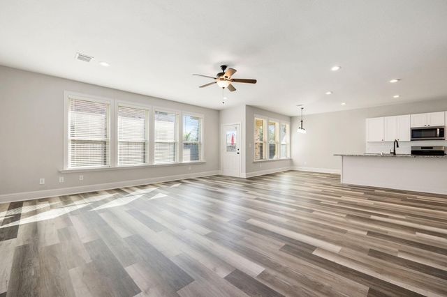 5401 Zephyr Lane, Willis, TX 77318