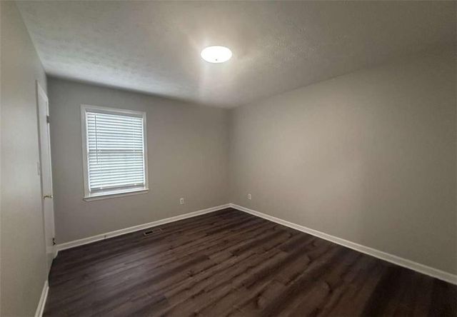 105 Arbour Run, Suwanee, GA 30024