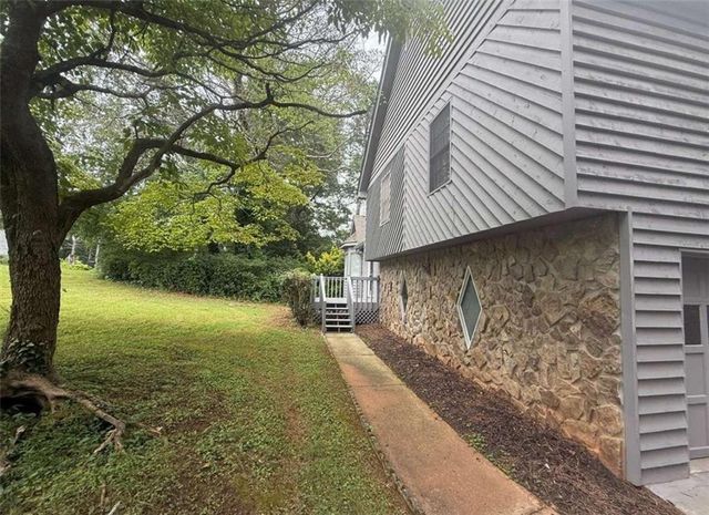 105 Arbour Run, Suwanee, GA 30024