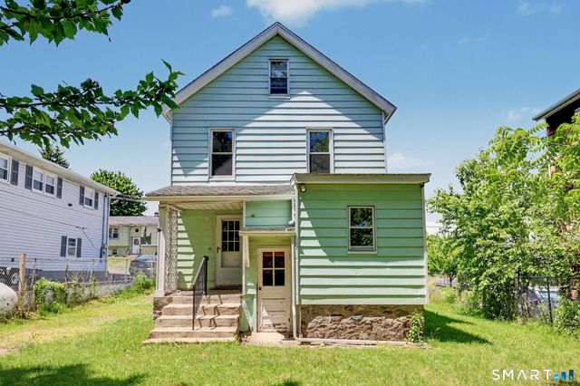 26 Victor Street, Danbury, CT 06810