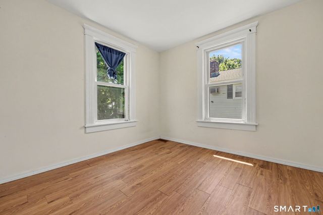 26 Victor Street, Danbury, CT 06810