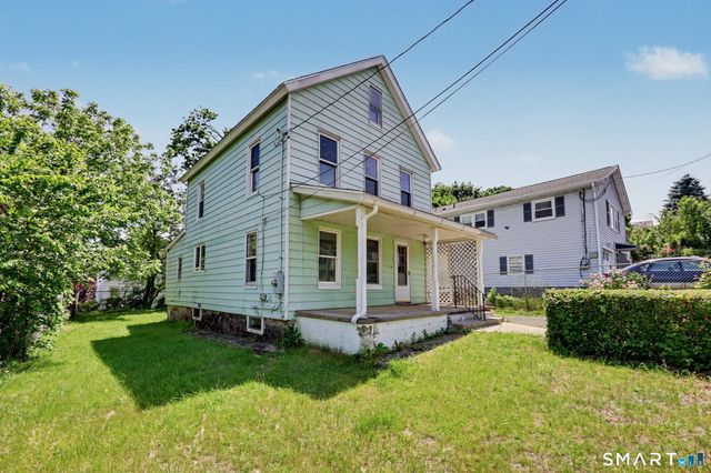 26 Victor Street, Danbury, CT 06810