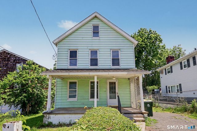 26 Victor Street, Danbury, CT 06810