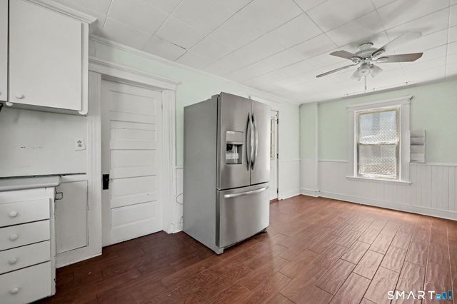 26 Victor Street, Danbury, CT 06810
