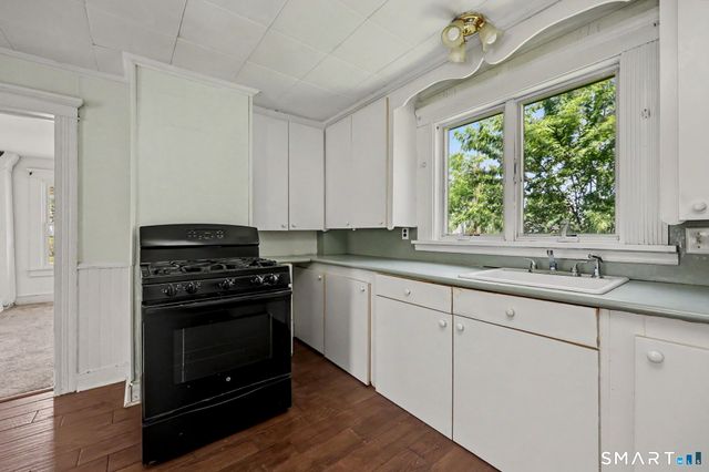 26 Victor Street, Danbury, CT 06810
