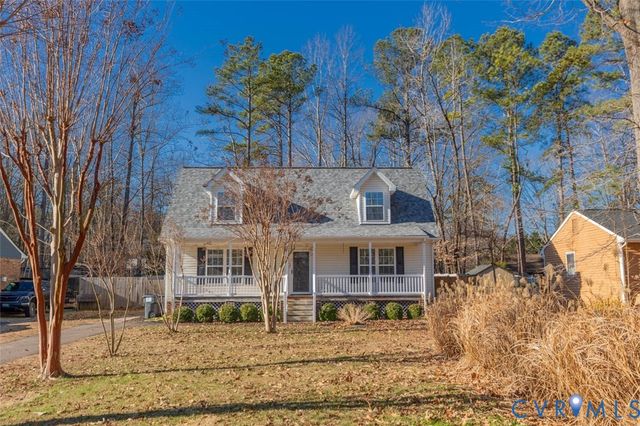 351 Lake Caroline Dr, Ruther Glen, VA 22546