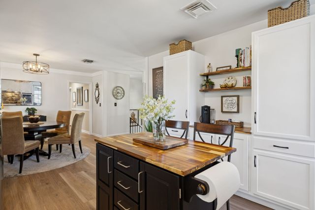 205 Overcrest Ct, Nashville, TN 37211