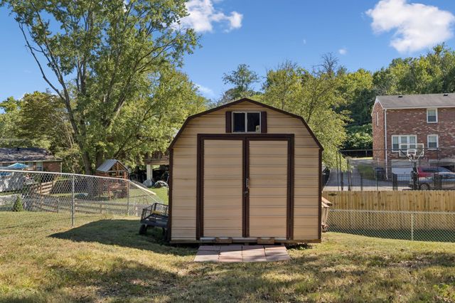 205 Overcrest Ct, Nashville, TN 37211