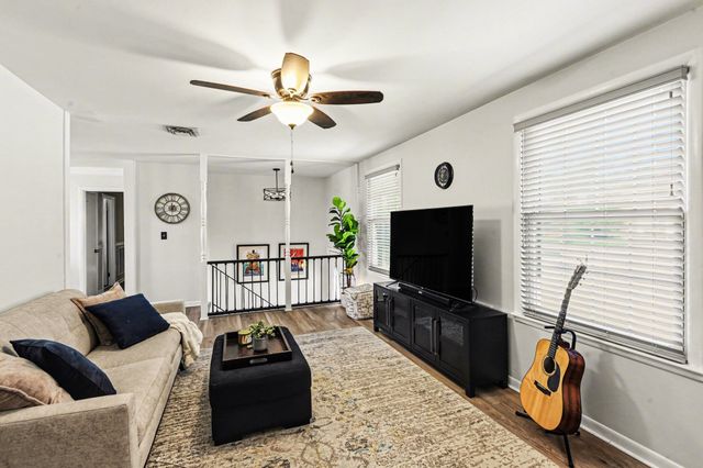 205 Overcrest Ct, Nashville, TN 37211